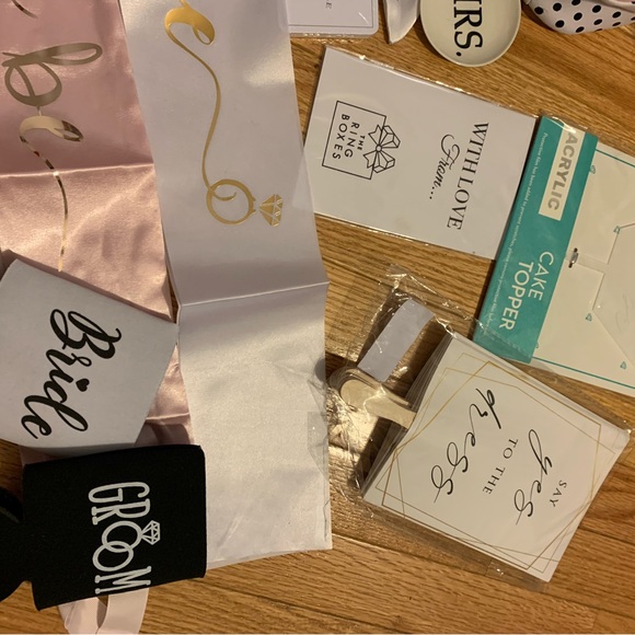 Bride-To-Be 👰🏻‍♀️ Bundle - Picture 3 of 16